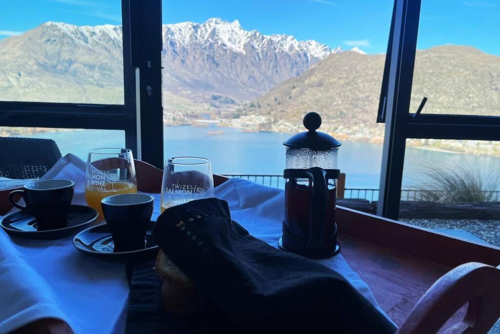 Views On Florence Queenstown Exterior foto